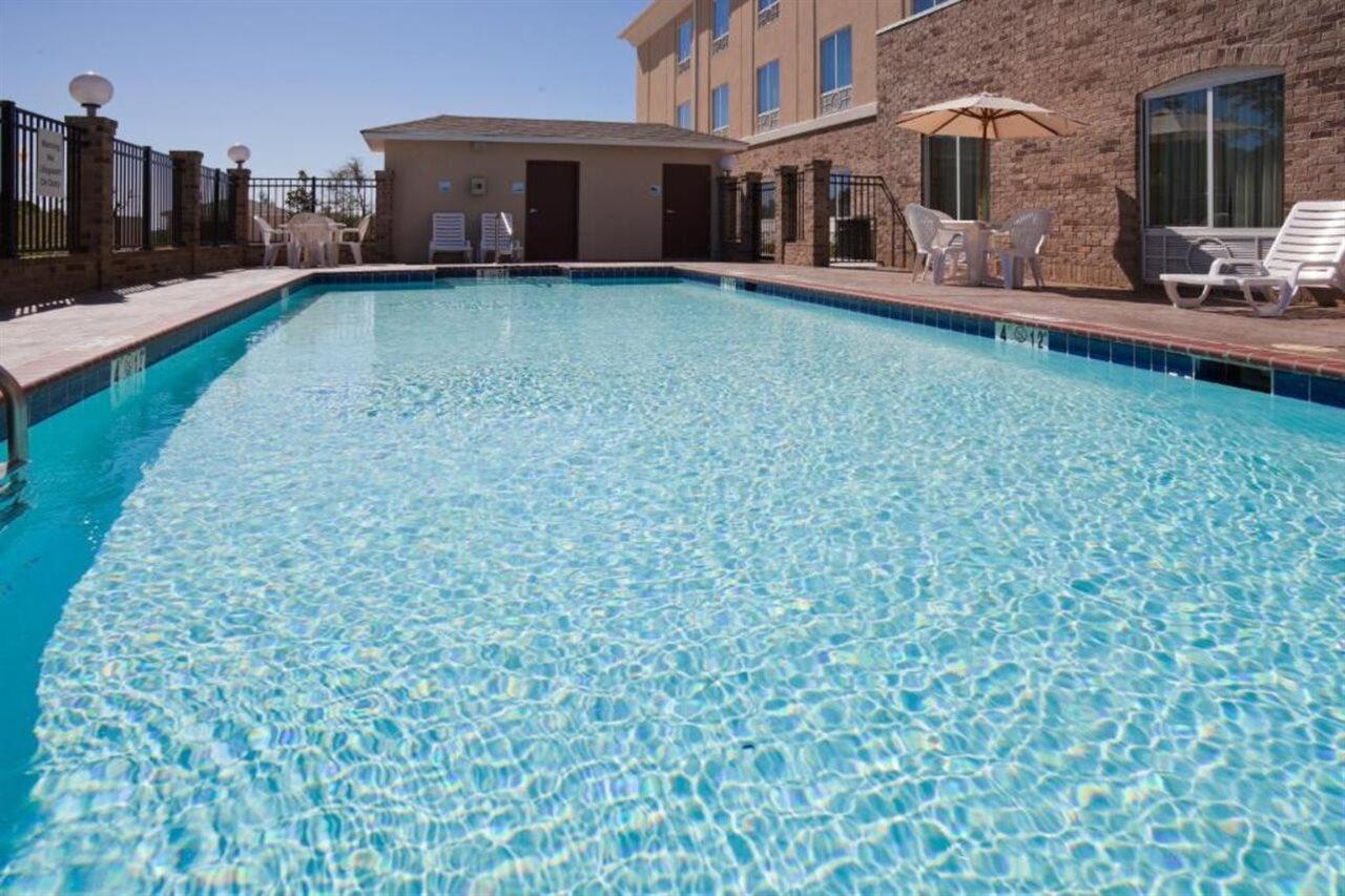 Holiday Inn Express Winona By Ihg Exterior foto